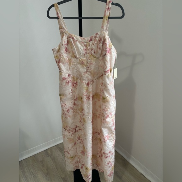 Iris Bloom Dresses & Skirts - Iris Bloom Floral Pink and Cream Eyelit Maxi Dress